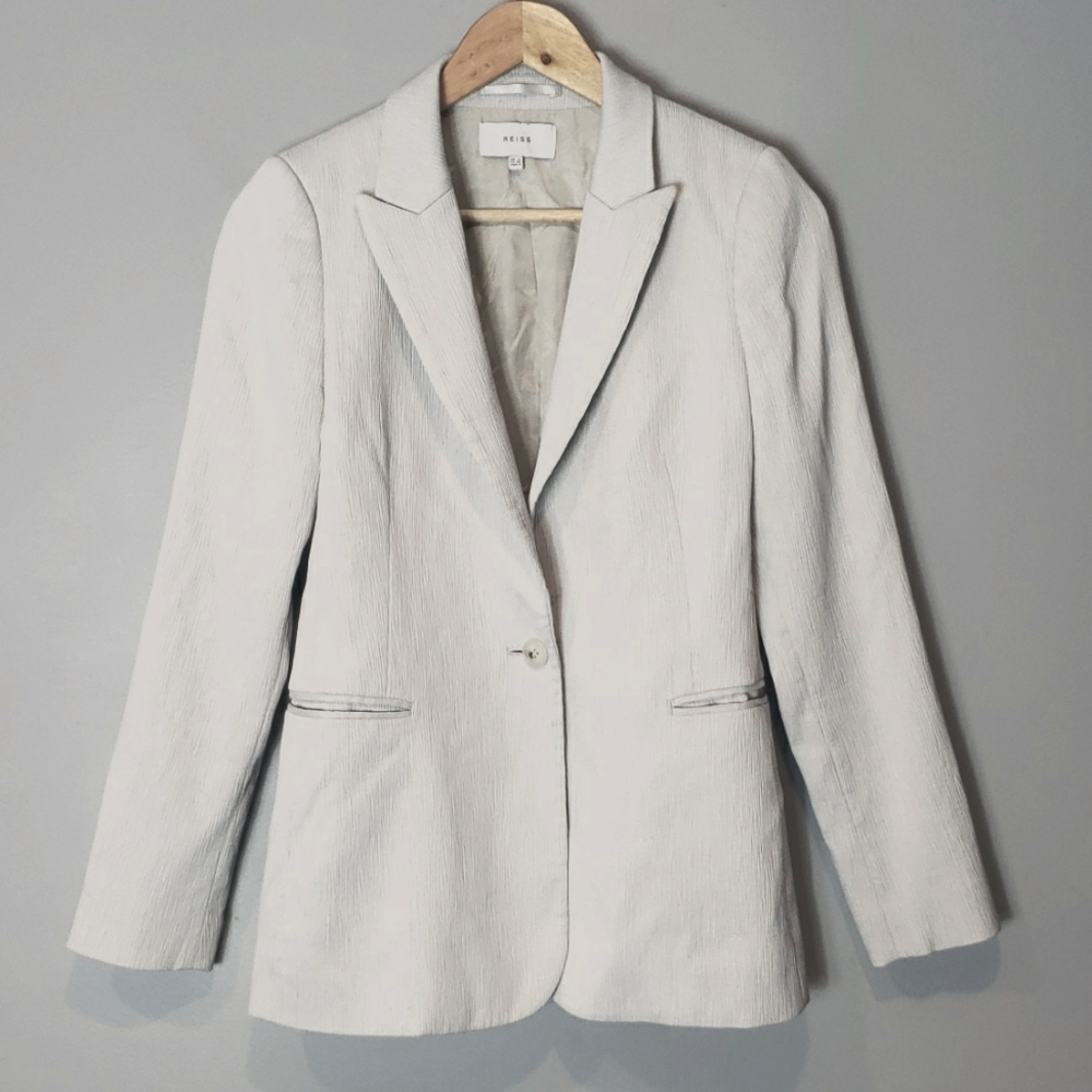REISS Neya Textured Blazer In Light Gray Smart Casual Career 4